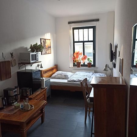 Privates Gaestezimmer In Altenburg Exterior foto